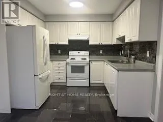 27 BRAMCEDAR CRESCENT