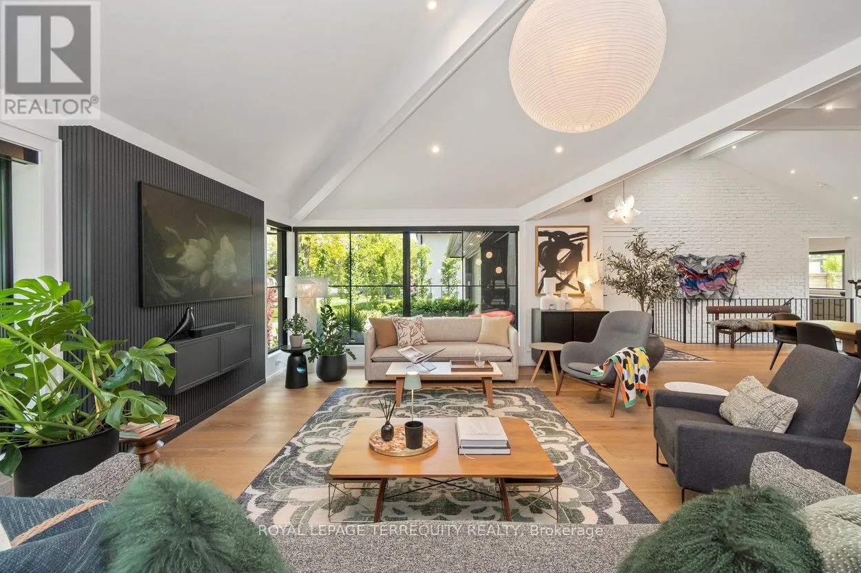 14 PRINCESS ANNE CRESCENT
