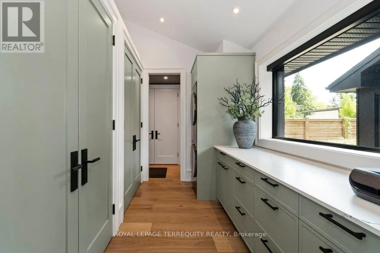14 PRINCESS ANNE CRESCENT