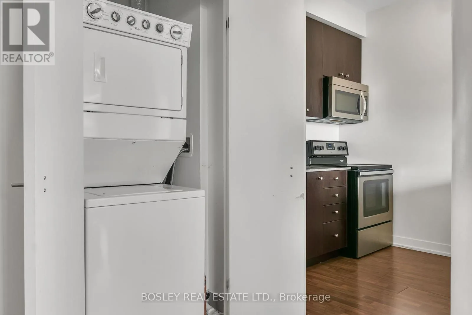608 - 5101 DUNDAS STREET W