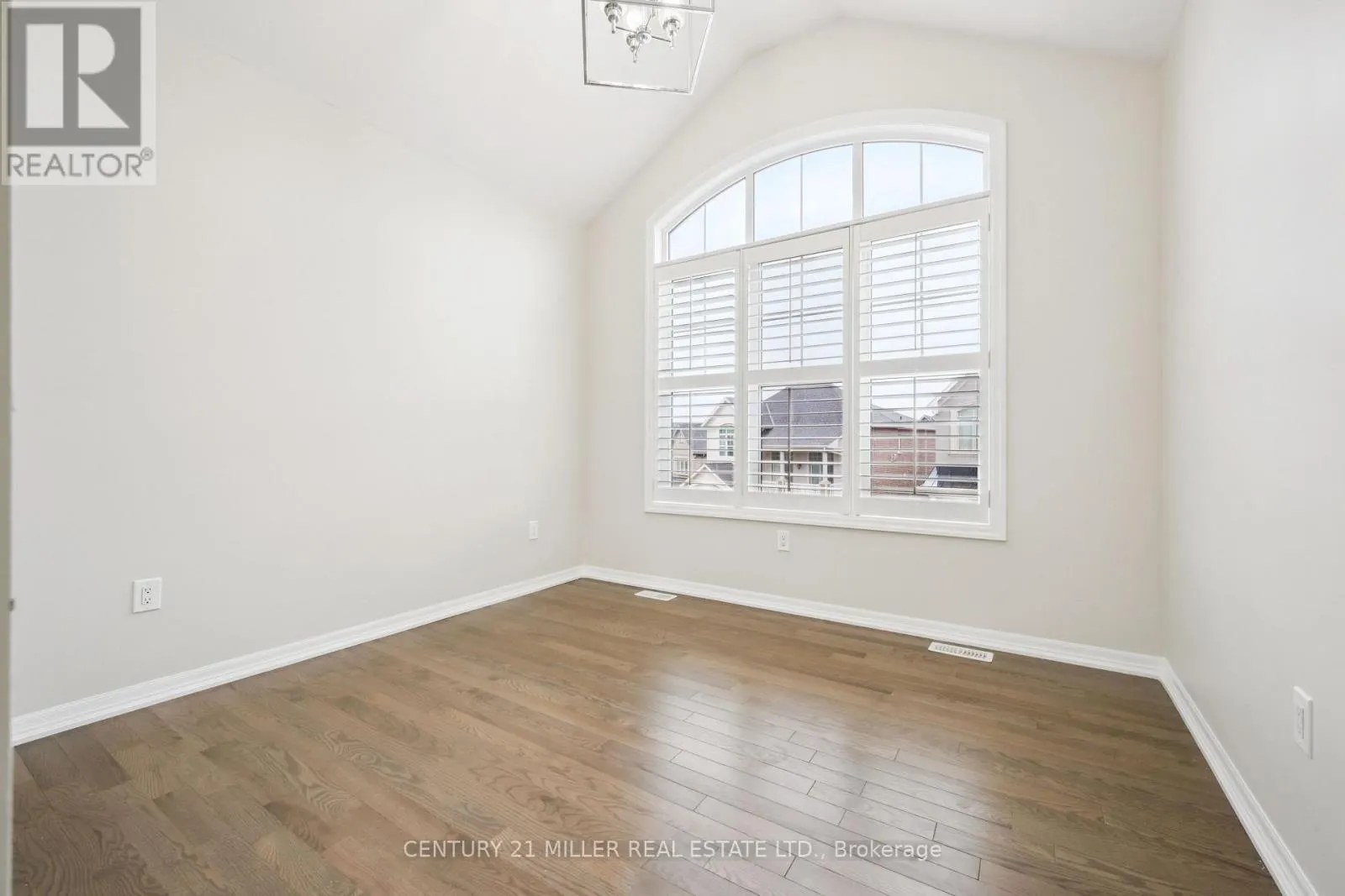 252 WISTERIA WAY