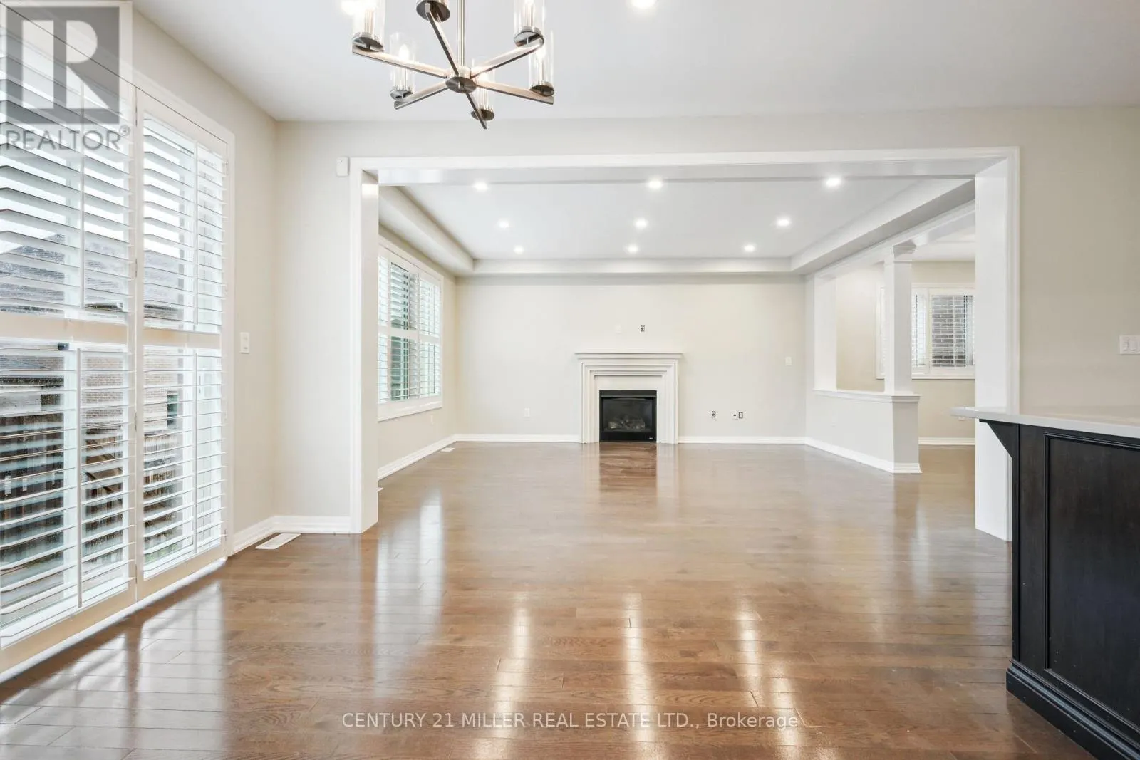 252 WISTERIA WAY