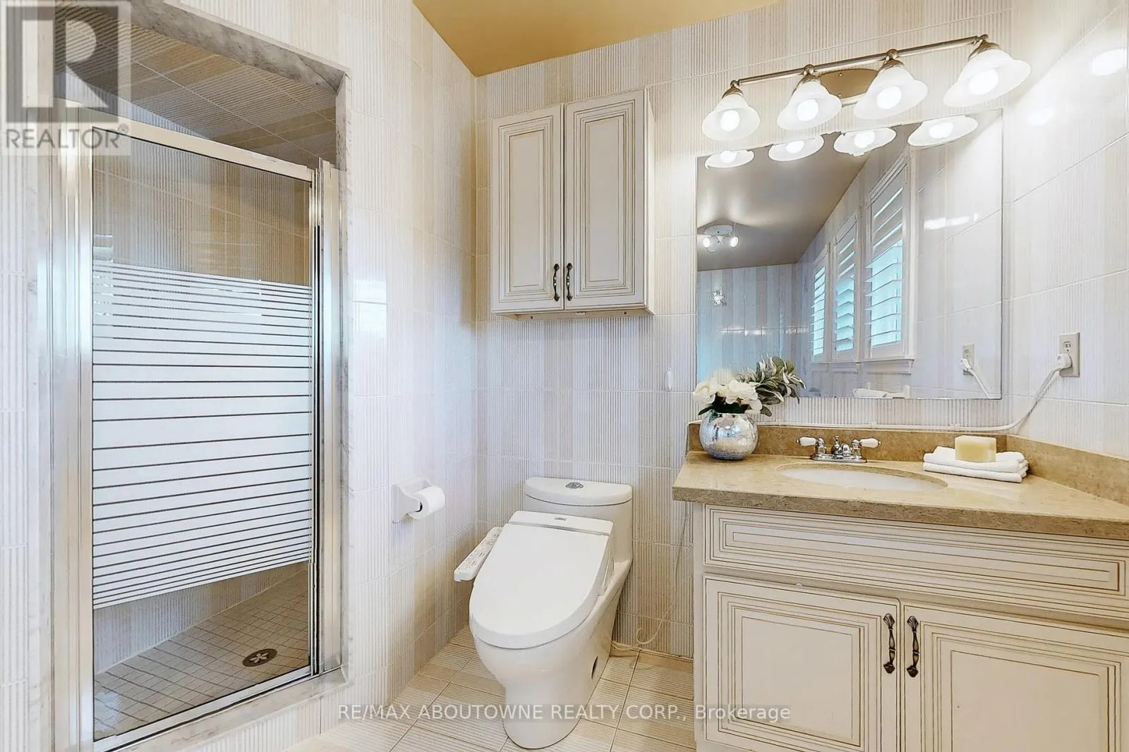 1398 WINTERBOURNE DRIVE