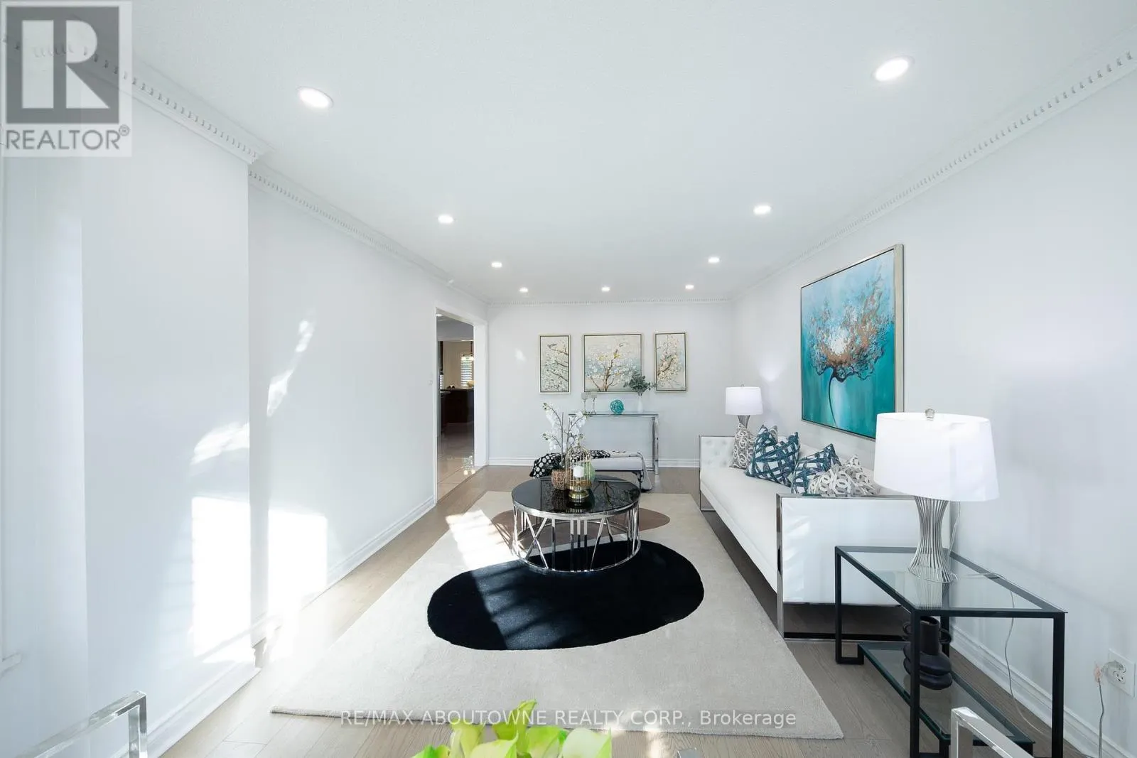 1398 WINTERBOURNE DRIVE