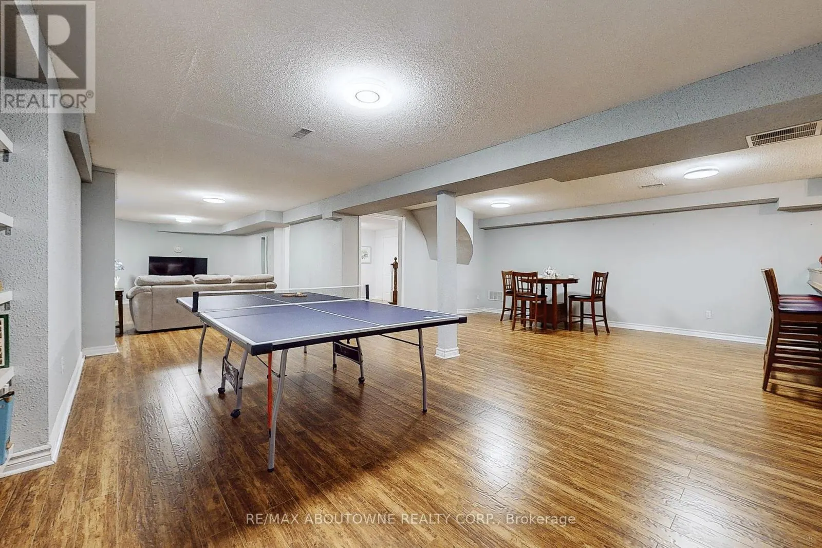 1398 WINTERBOURNE DRIVE