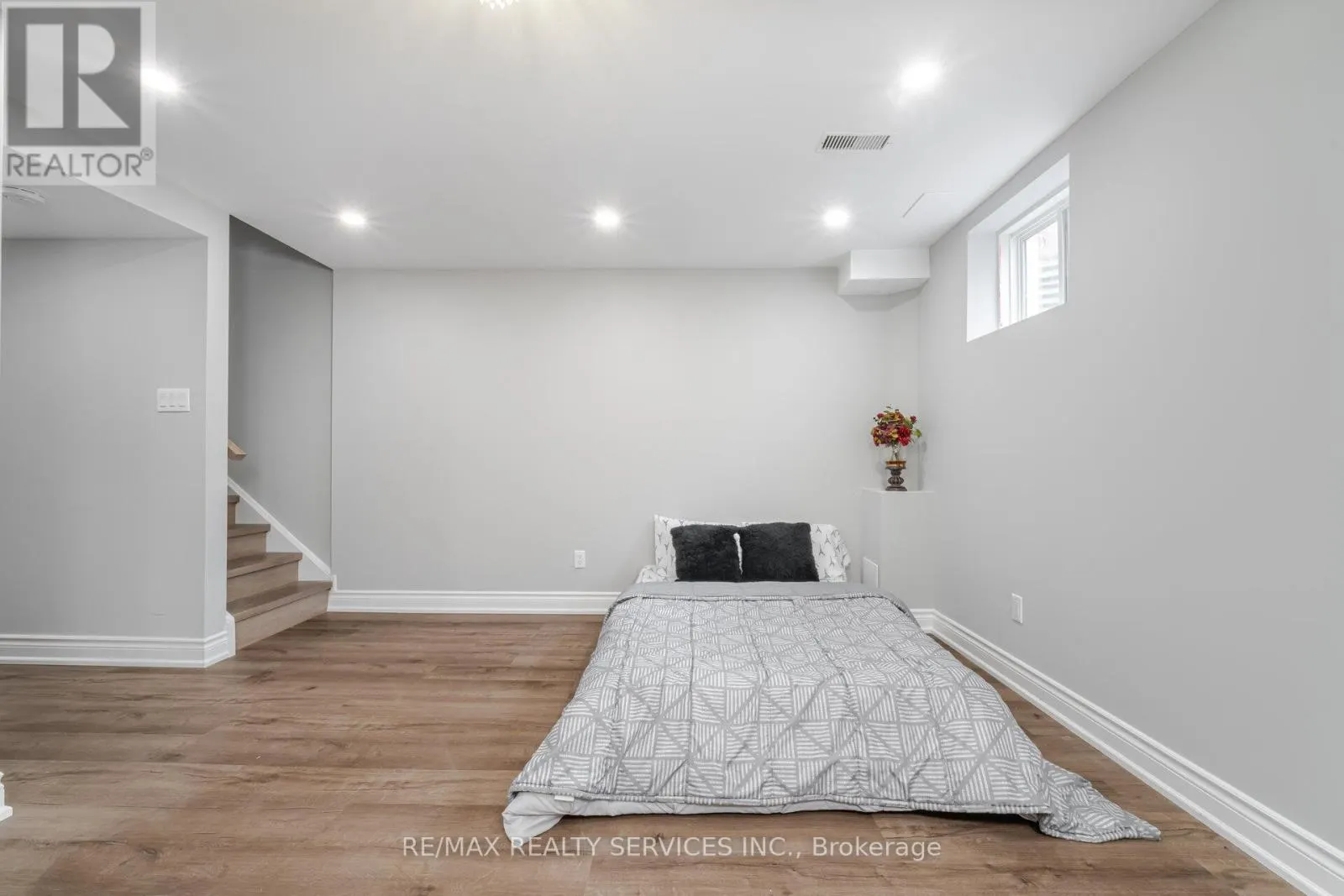 78 GOODSWAY TRAIL