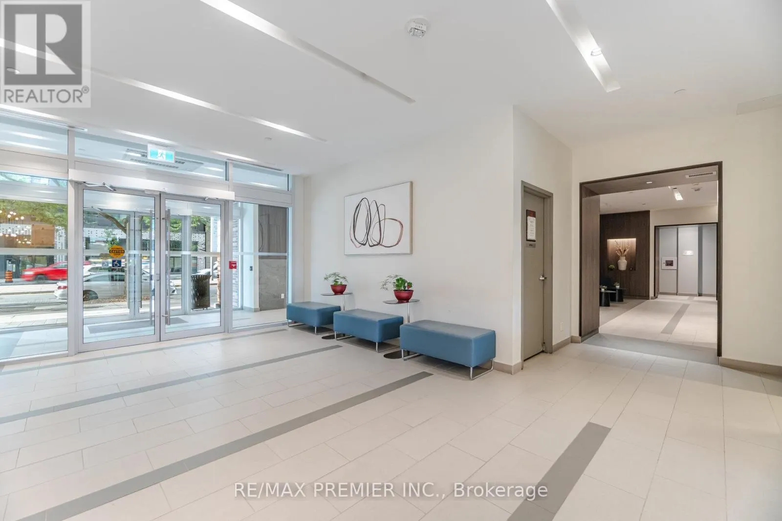 311 - 1787 ST. CLAIR AVENUE W