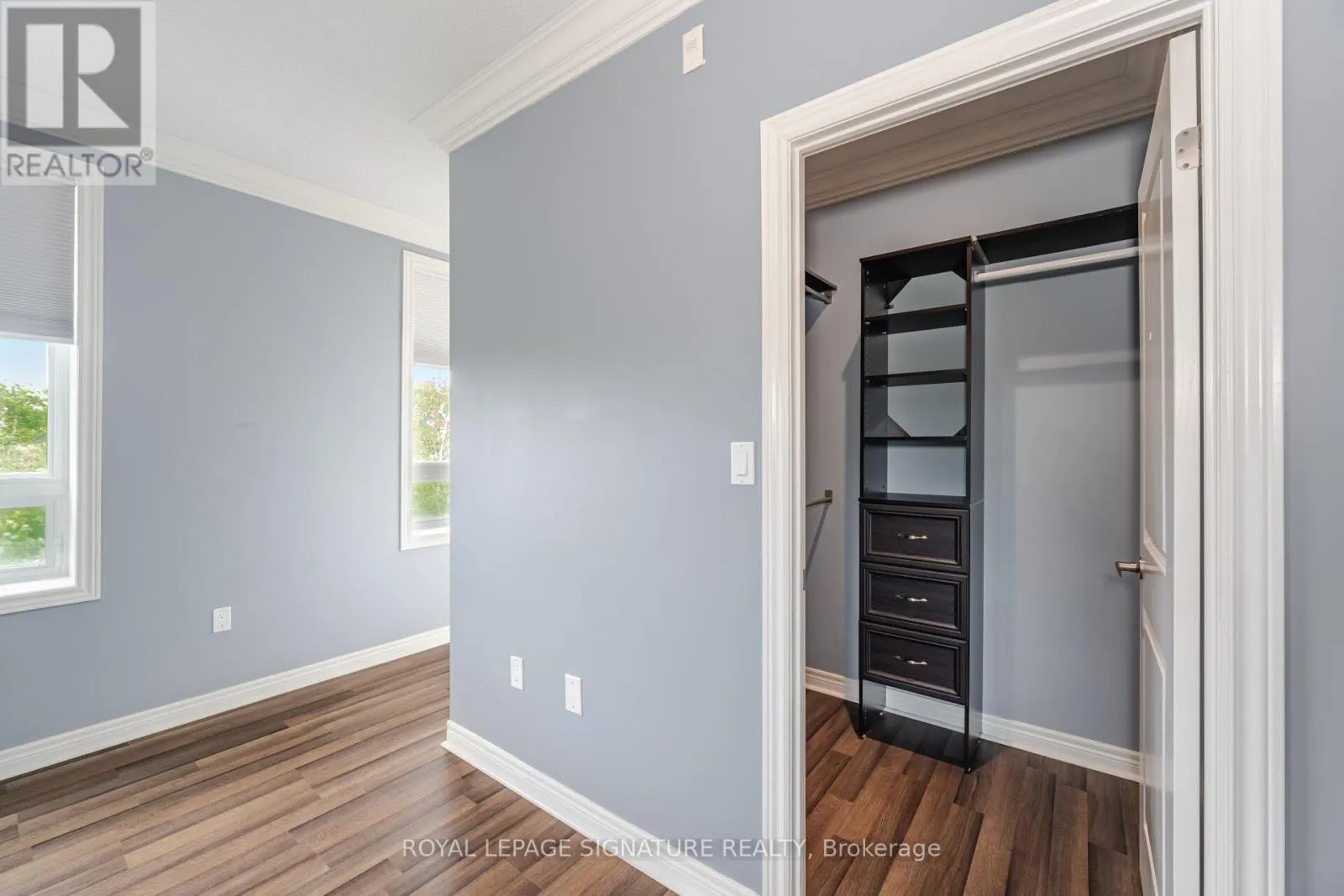 204 - 33 WHITMER STREET