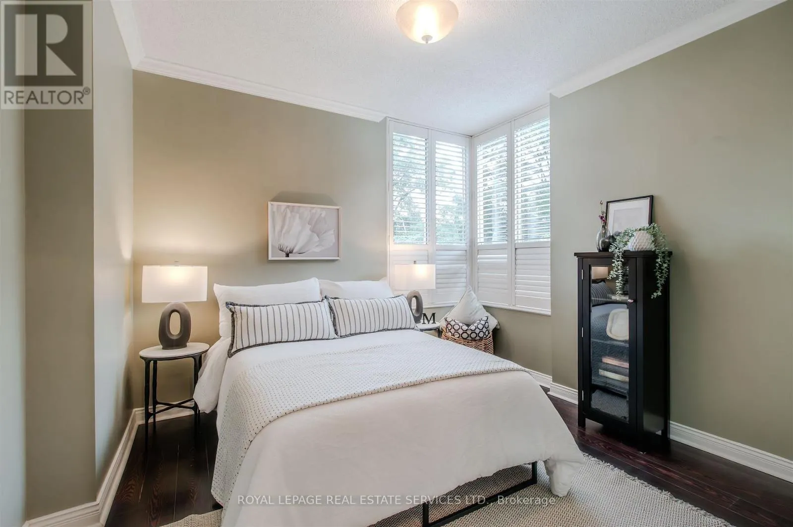 111 - 1110 WALDEN CIRCLE