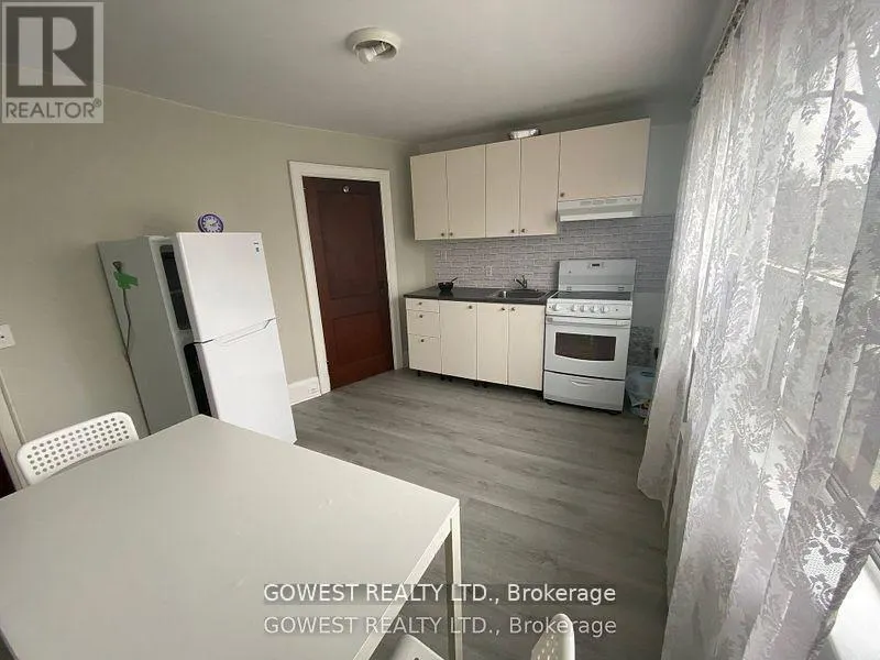 17 ELMA STREET