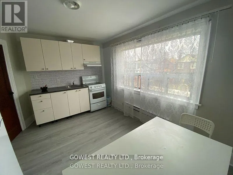 17 ELMA STREET
