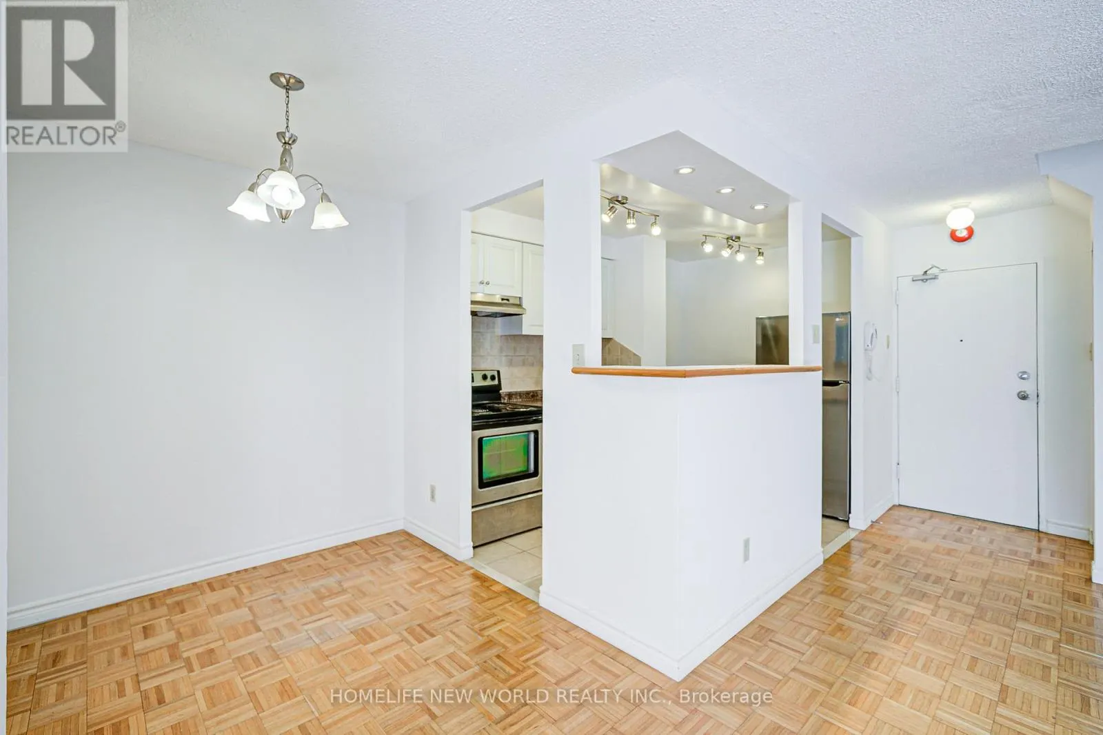 325 - 1455 WILLIAMSPORT DRIVE