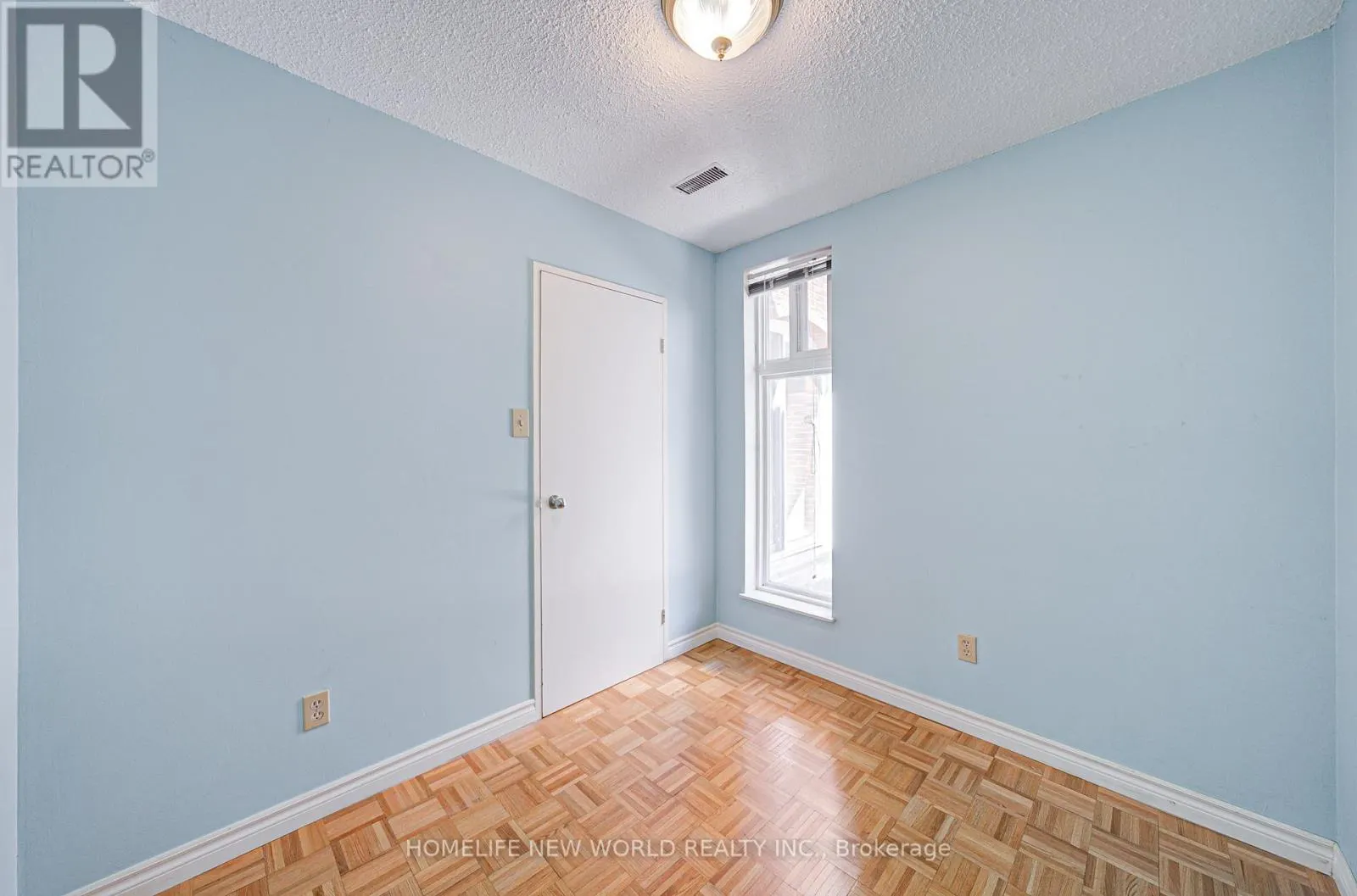 325 - 1455 WILLIAMSPORT DRIVE