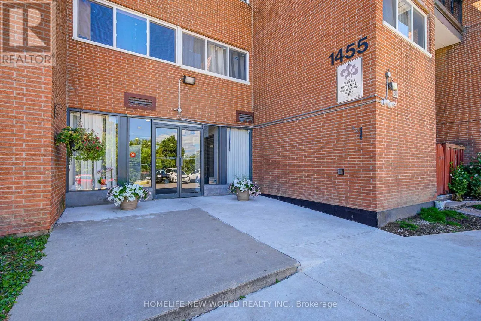 325 - 1455 WILLIAMSPORT DRIVE