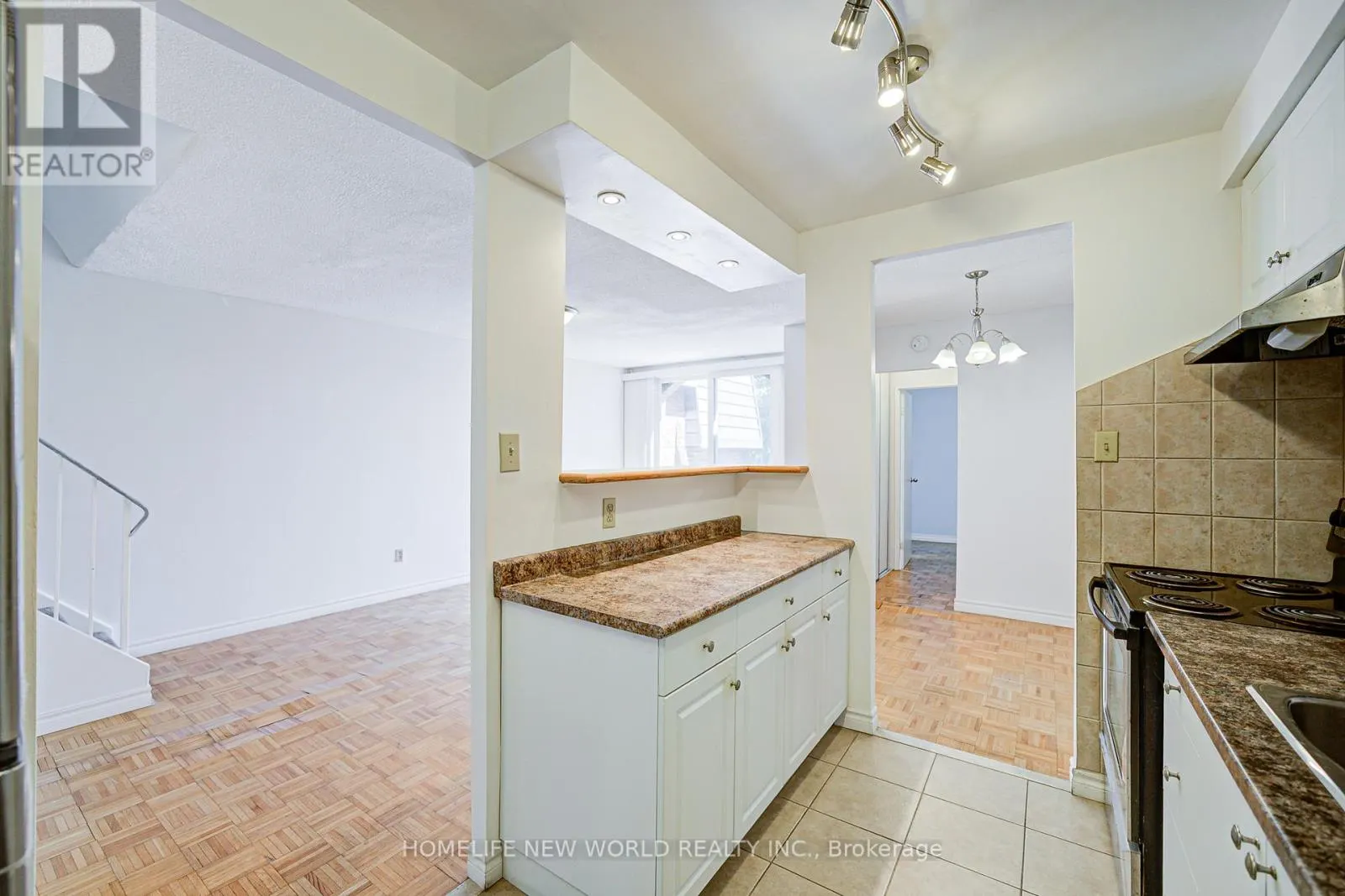 325 - 1455 WILLIAMSPORT DRIVE