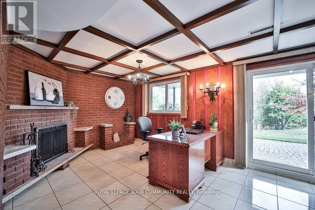 21 DISAN COURT