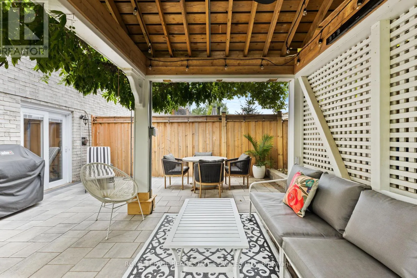 5 - 2303 MARINE DRIVE
