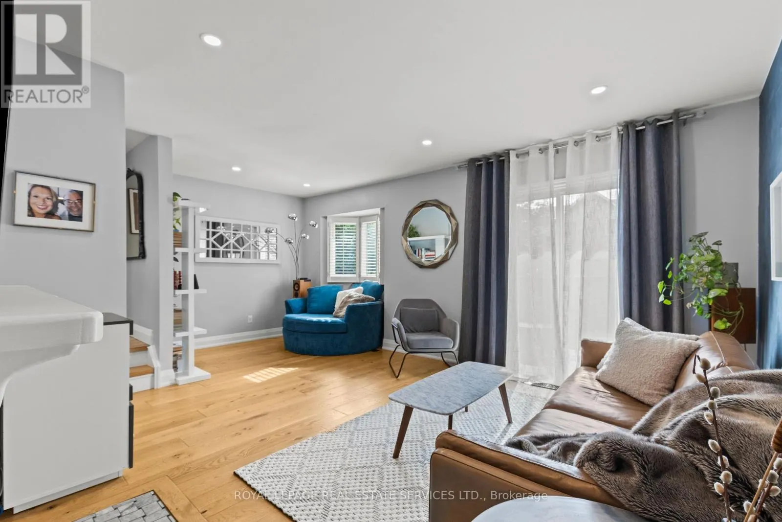 5 - 2303 MARINE DRIVE