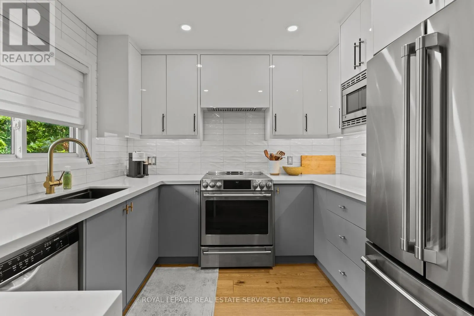 5 - 2303 MARINE DRIVE
