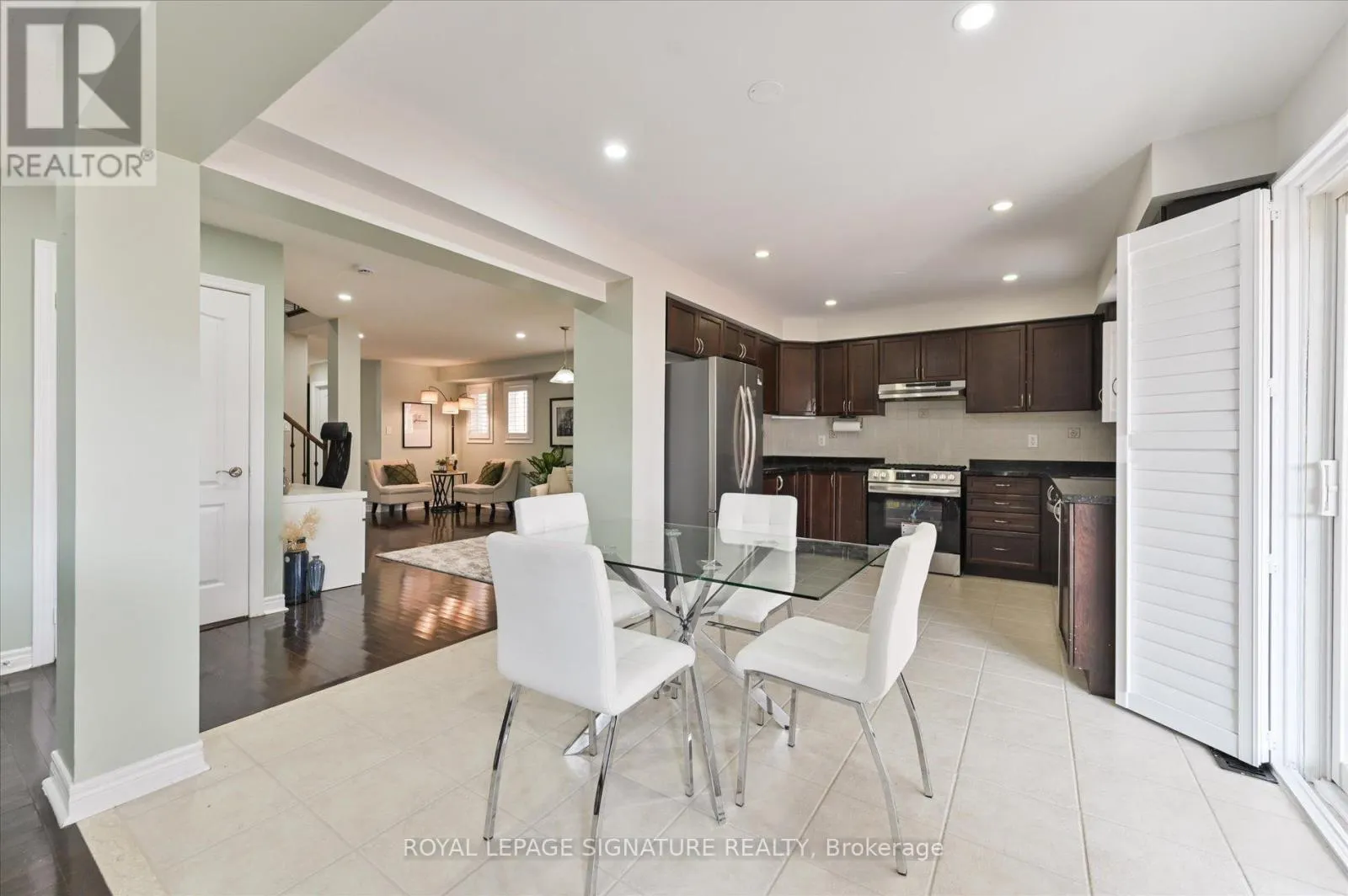 5 THORNBUSH BOULEVARD