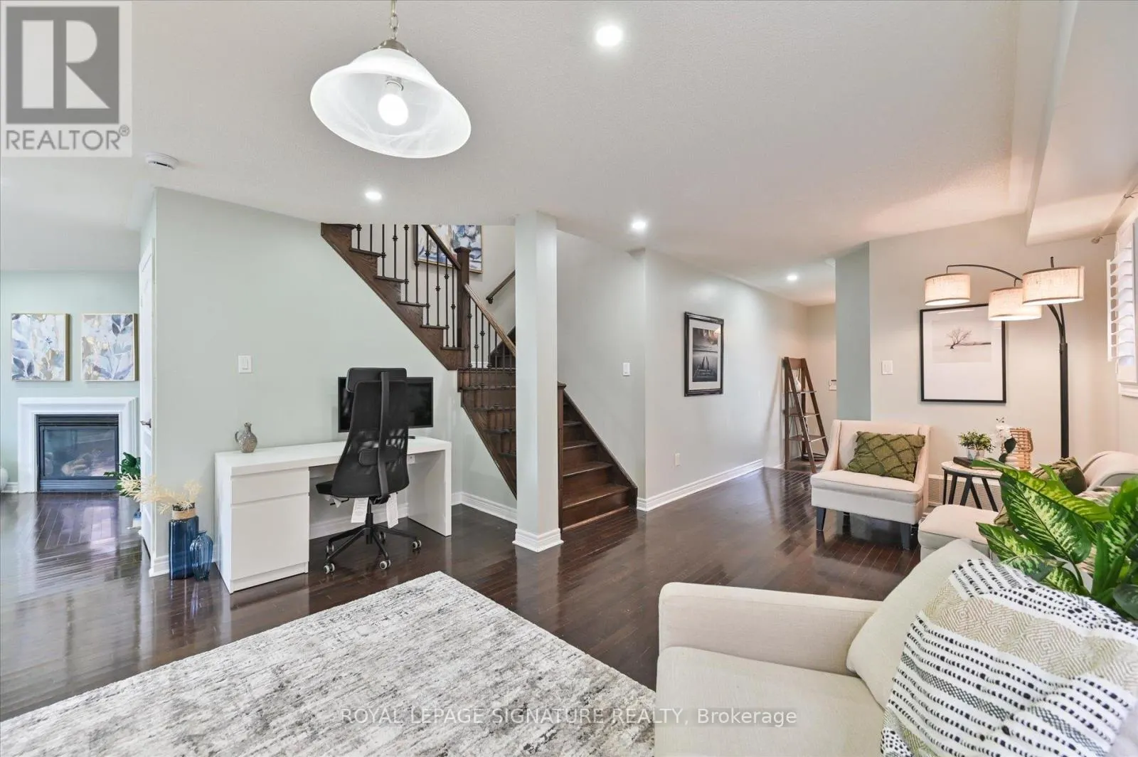 5 THORNBUSH BOULEVARD