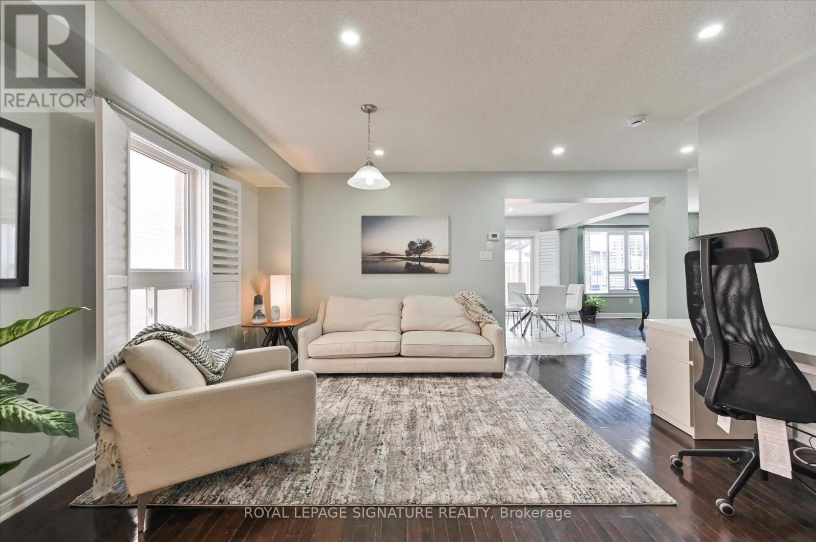 5 THORNBUSH BOULEVARD
