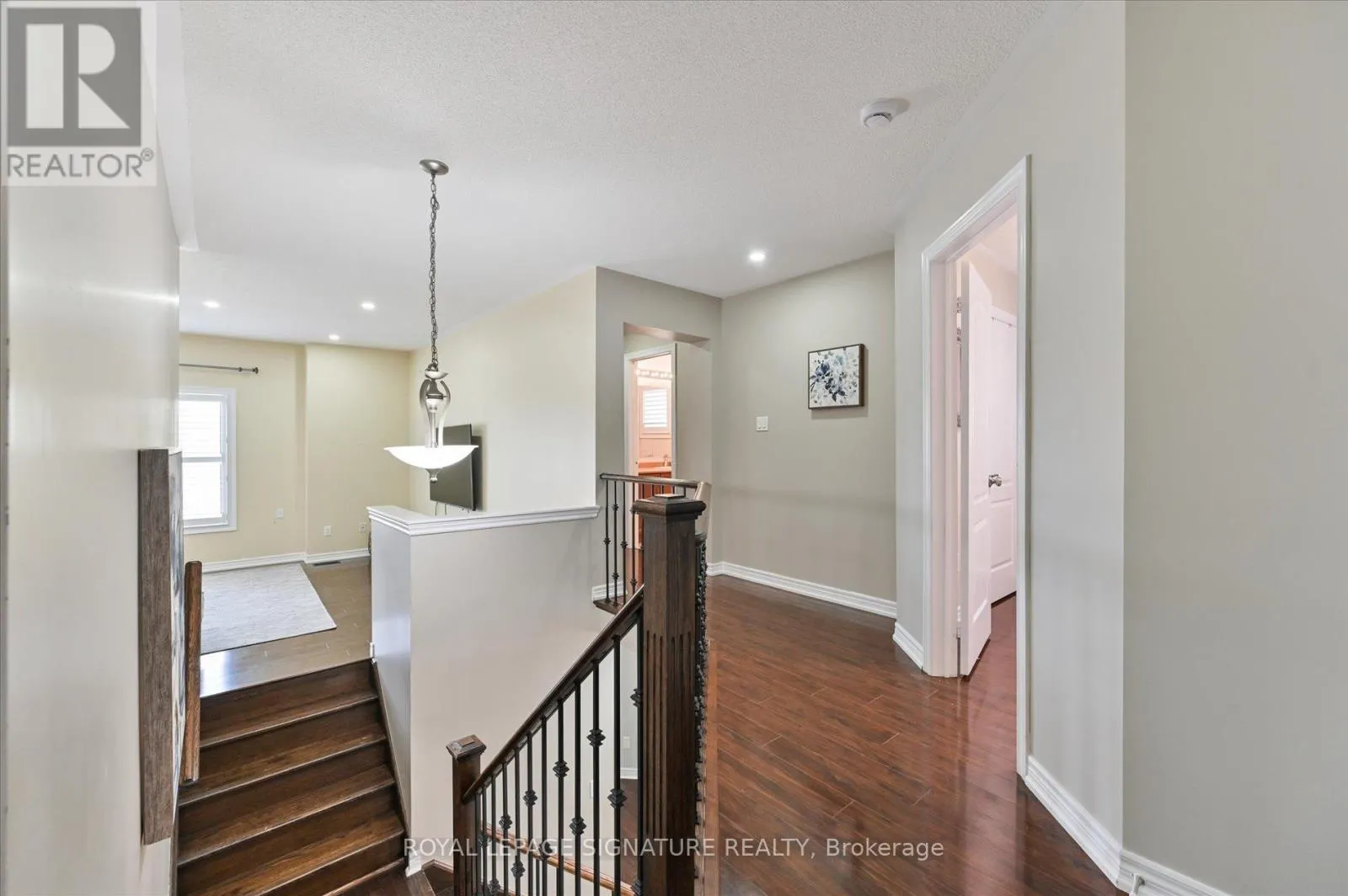 5 THORNBUSH BOULEVARD
