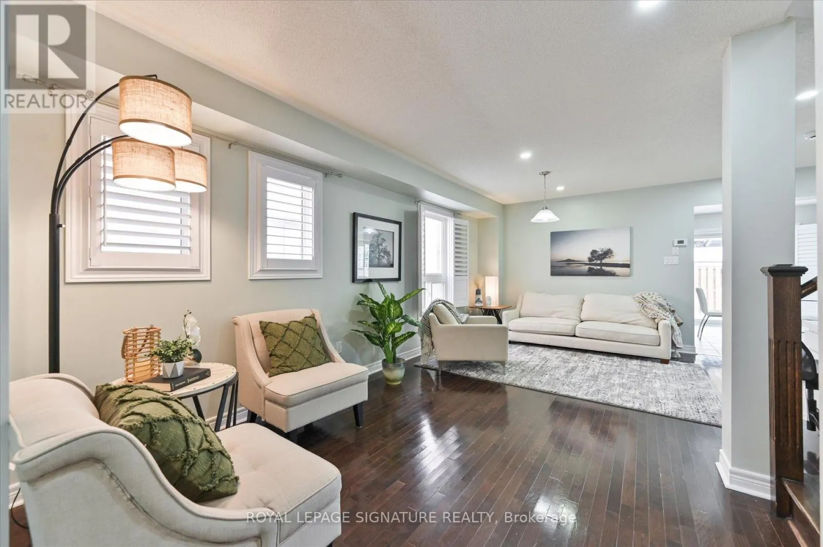 5 THORNBUSH BOULEVARD