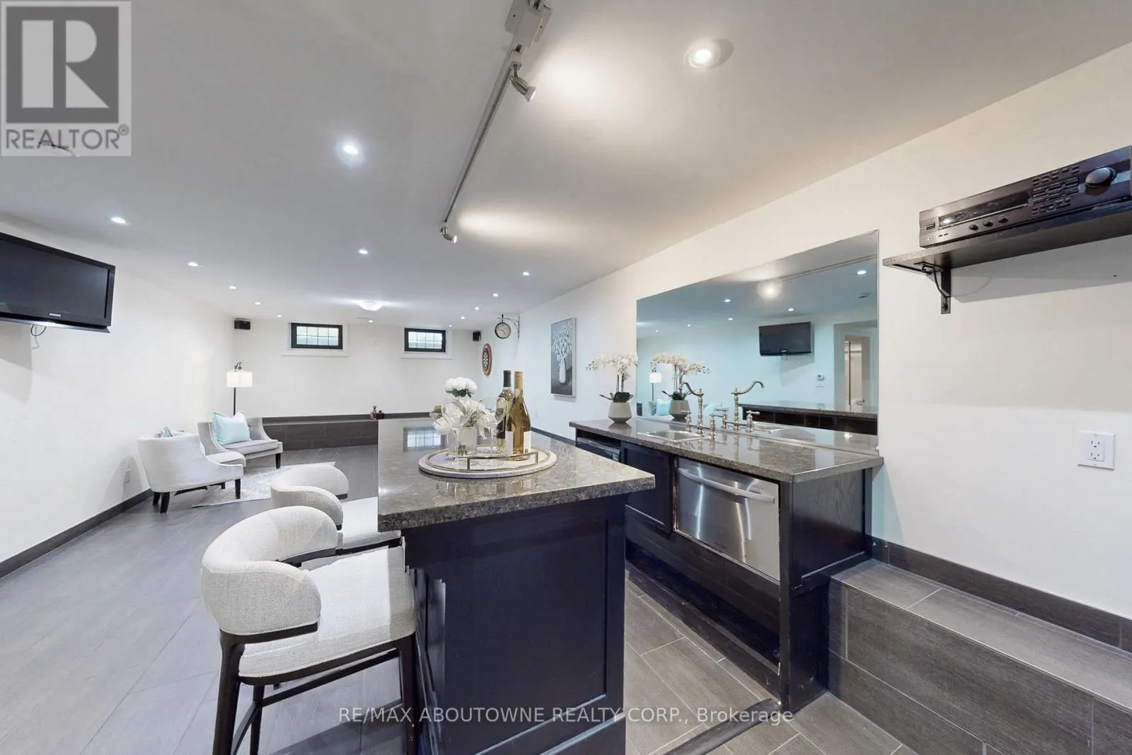 152 ELTON PARK ROAD