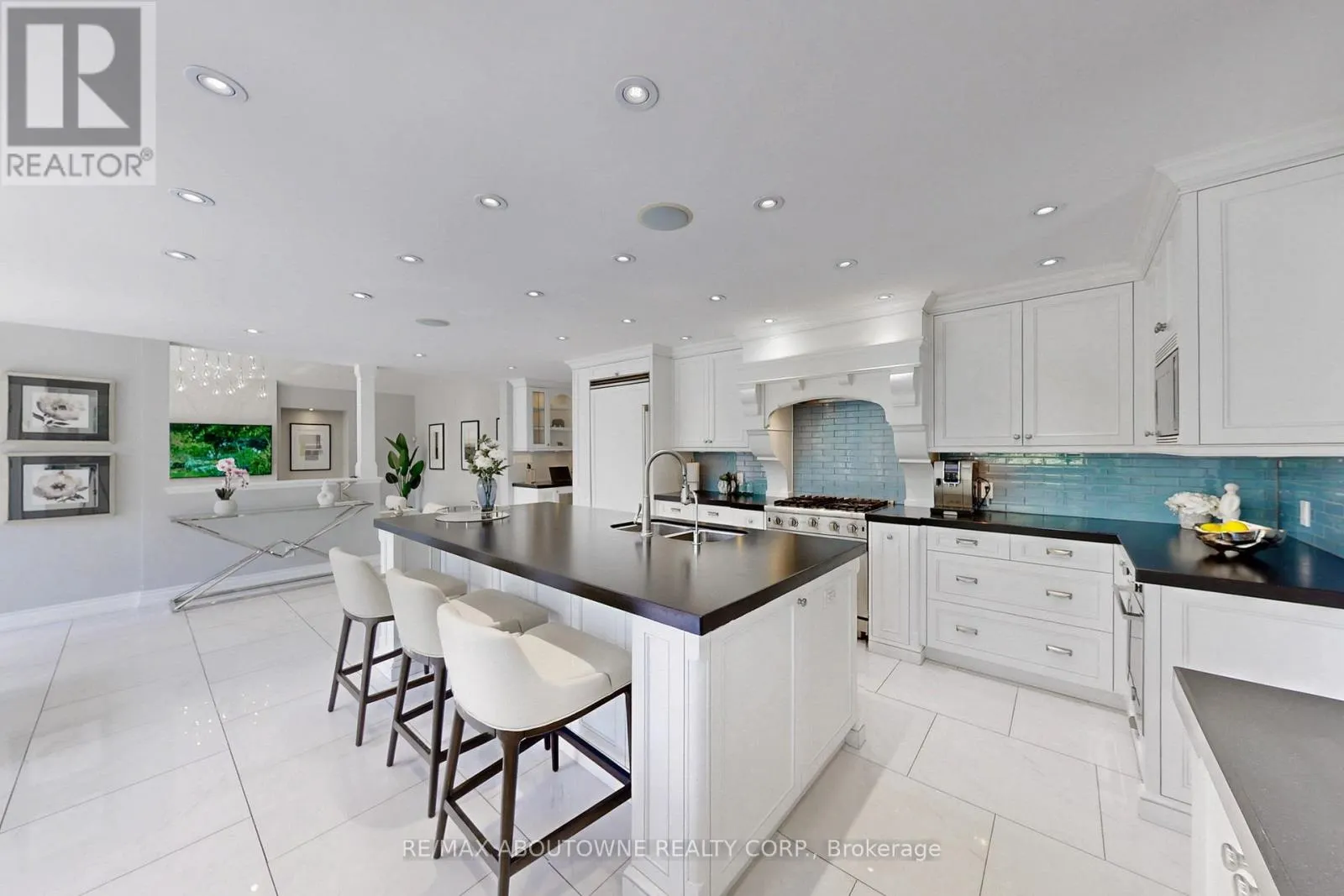 152 ELTON PARK ROAD