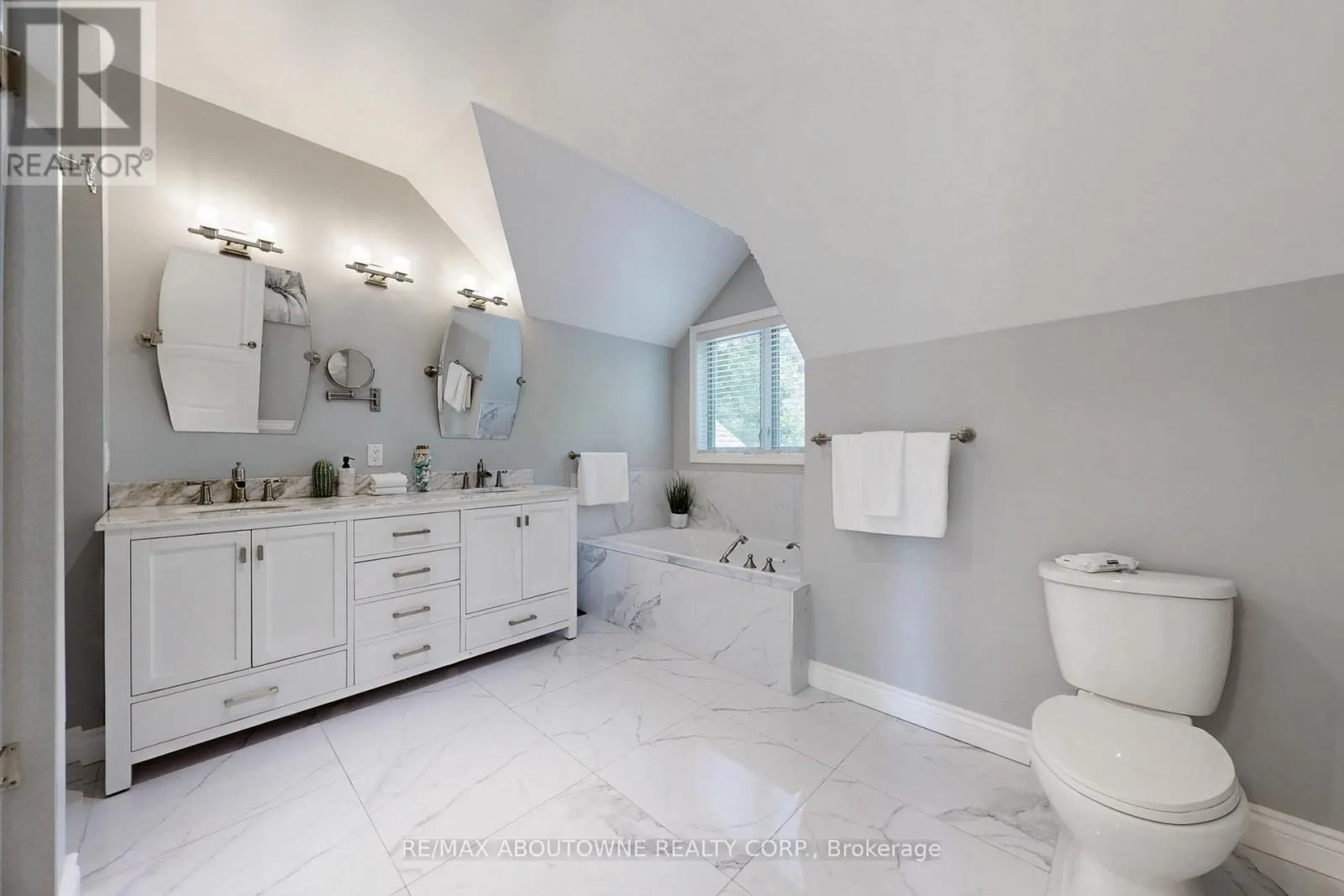 152 ELTON PARK ROAD
