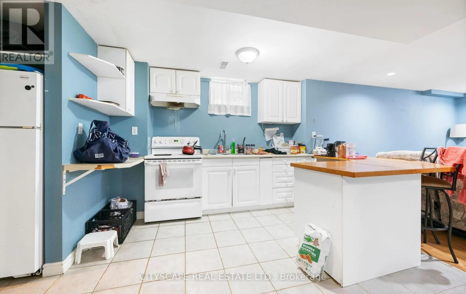 5253 BUSHELGROVE CIRCLE