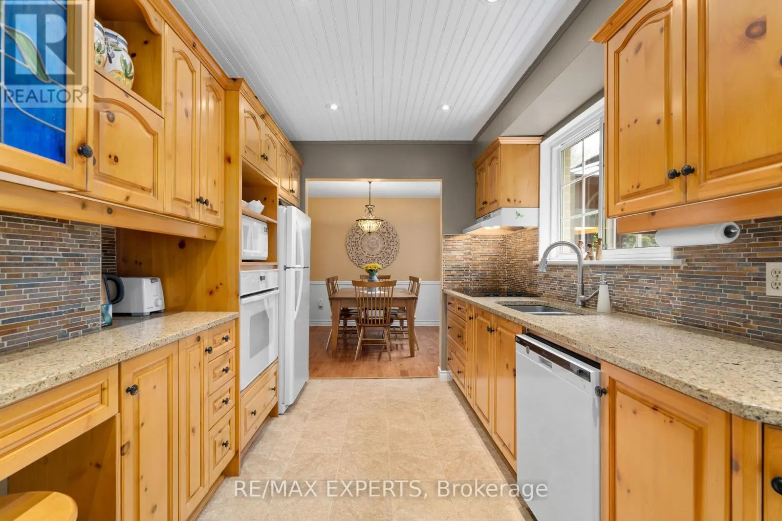 28 HILLTOP DRIVE