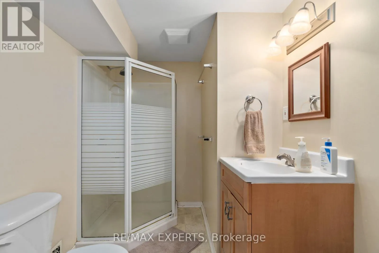 28 HILLTOP DRIVE