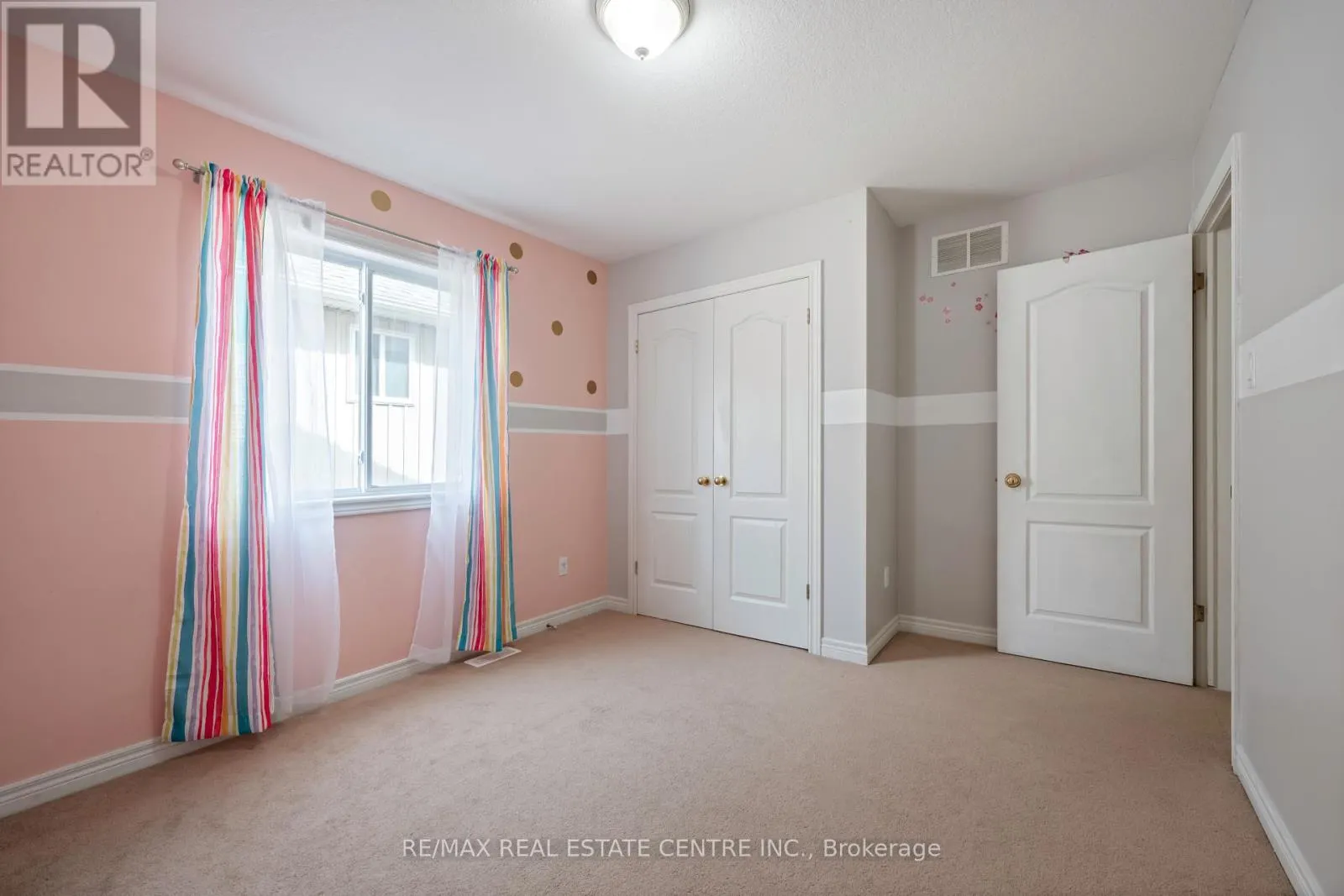 6 MAUDE COURT