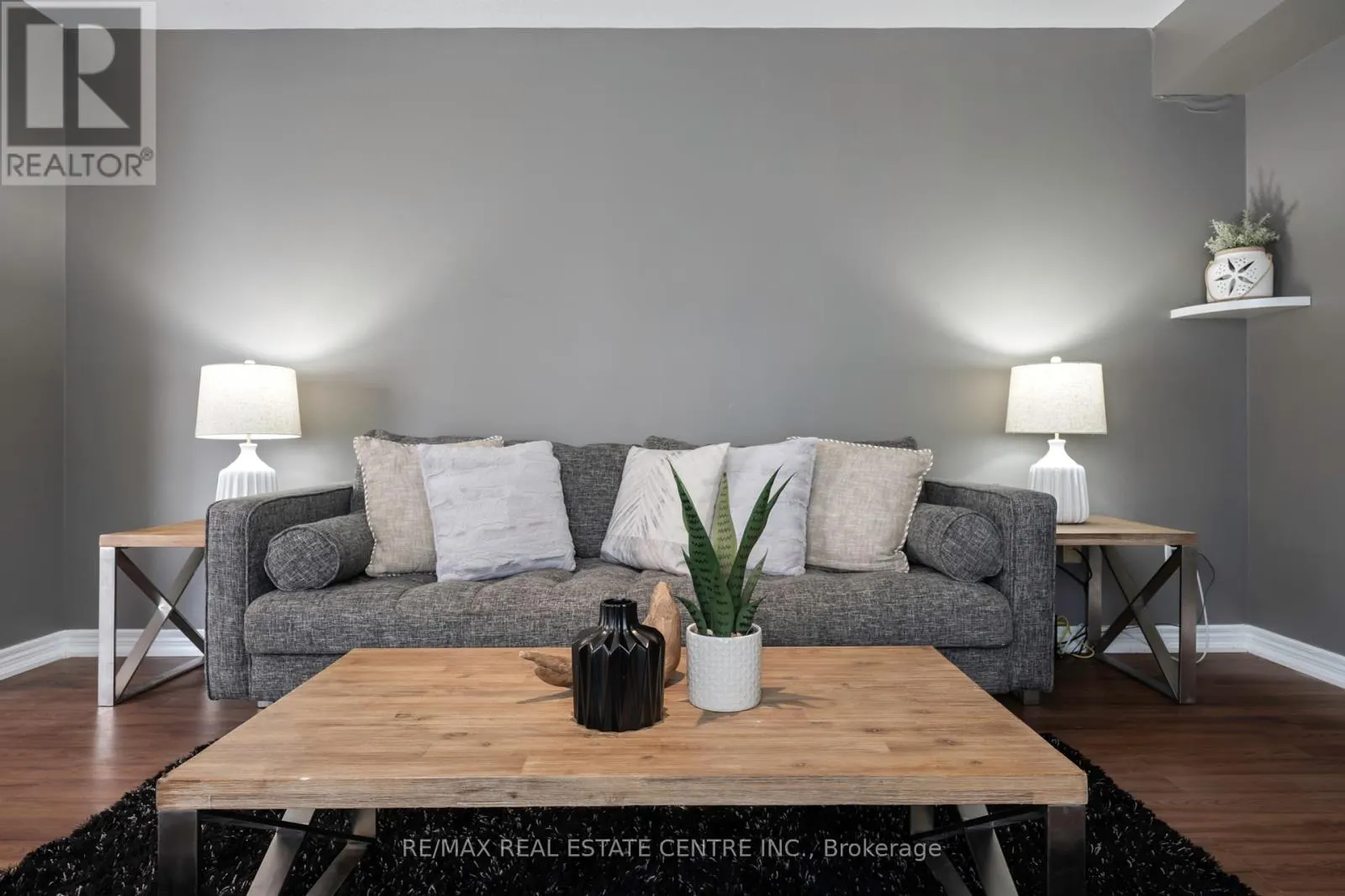 6 MAUDE COURT