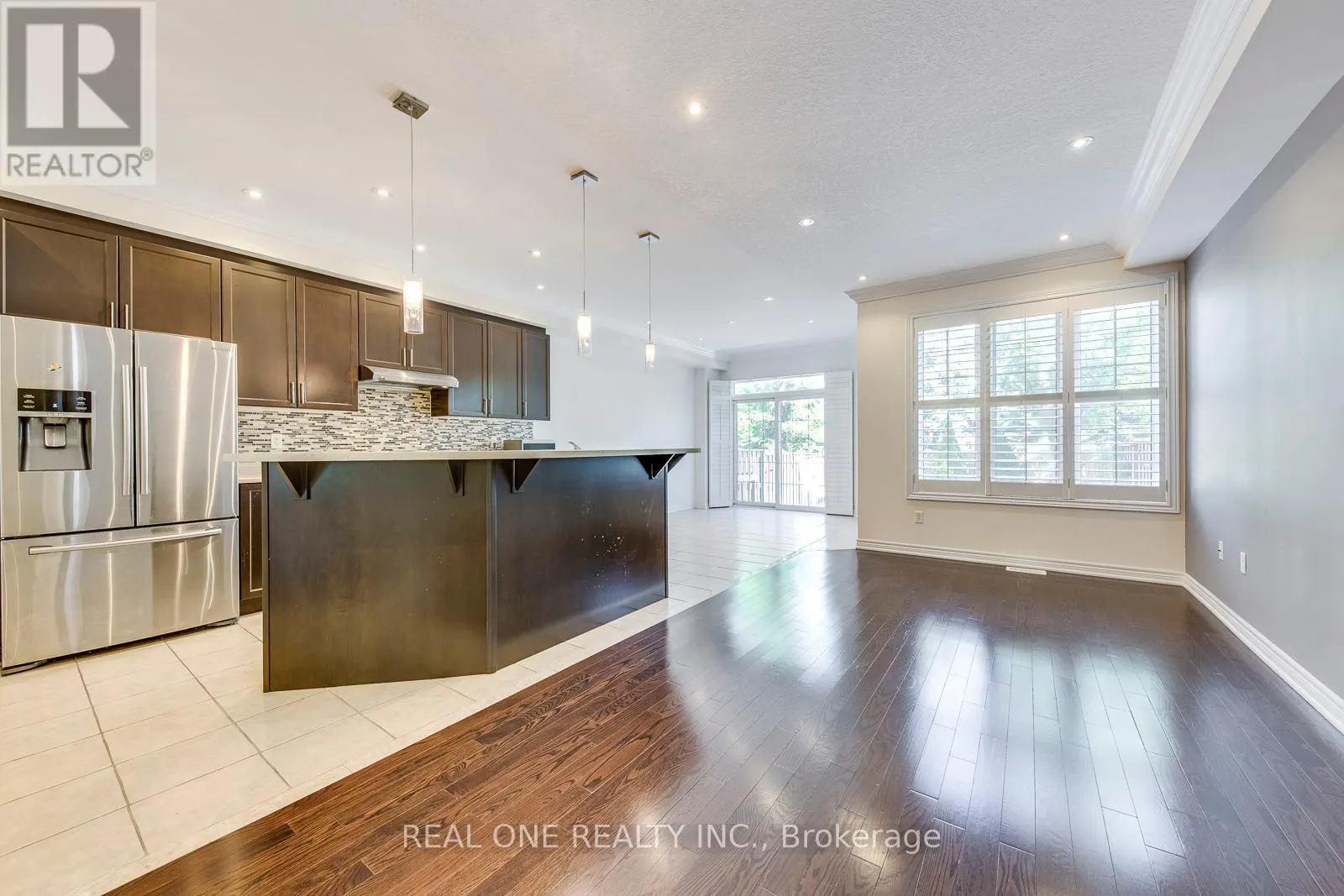 1275 CRAIGLEITH ROAD