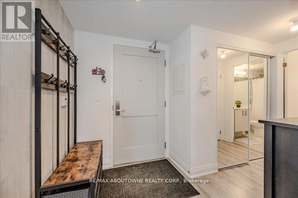 926 - 26 GIBBS ROAD
