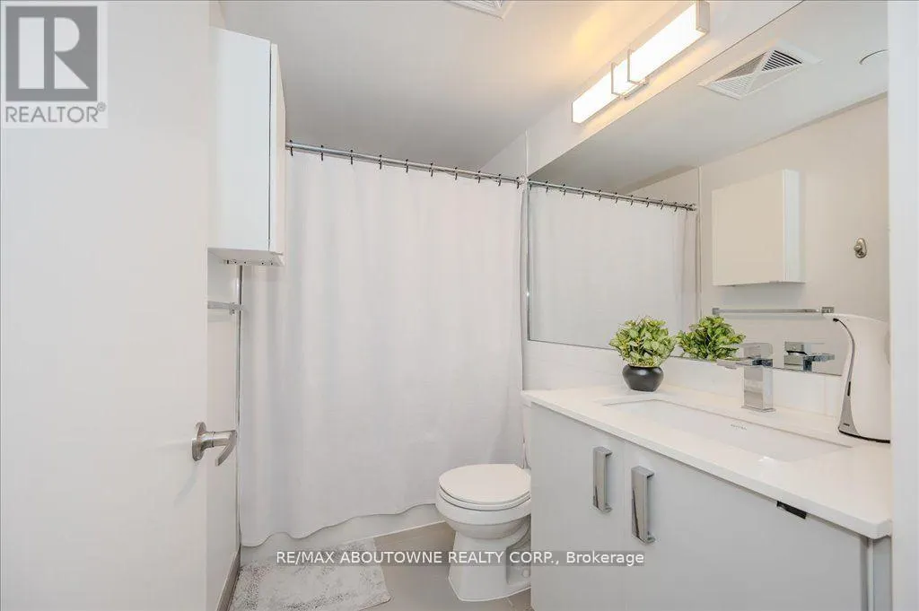 926 - 26 GIBBS ROAD