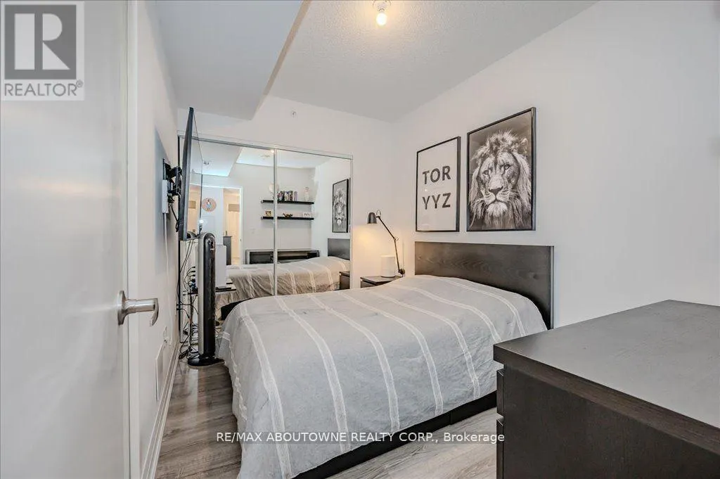 926 - 26 GIBBS ROAD