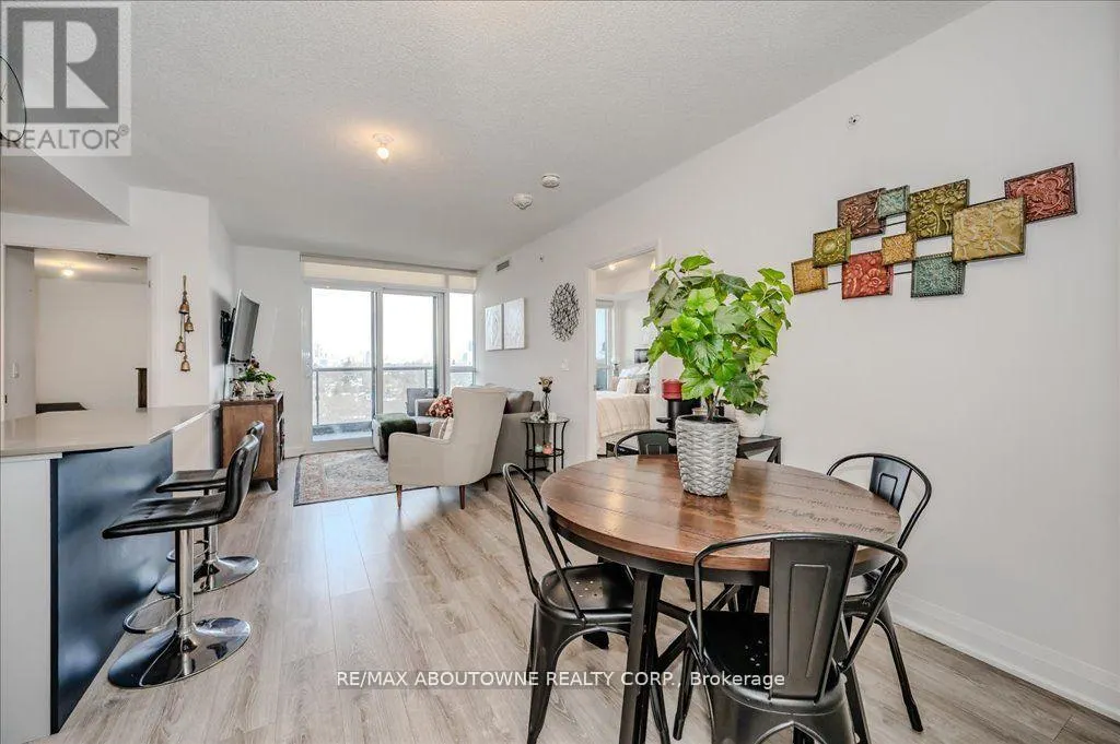 926 - 26 GIBBS ROAD