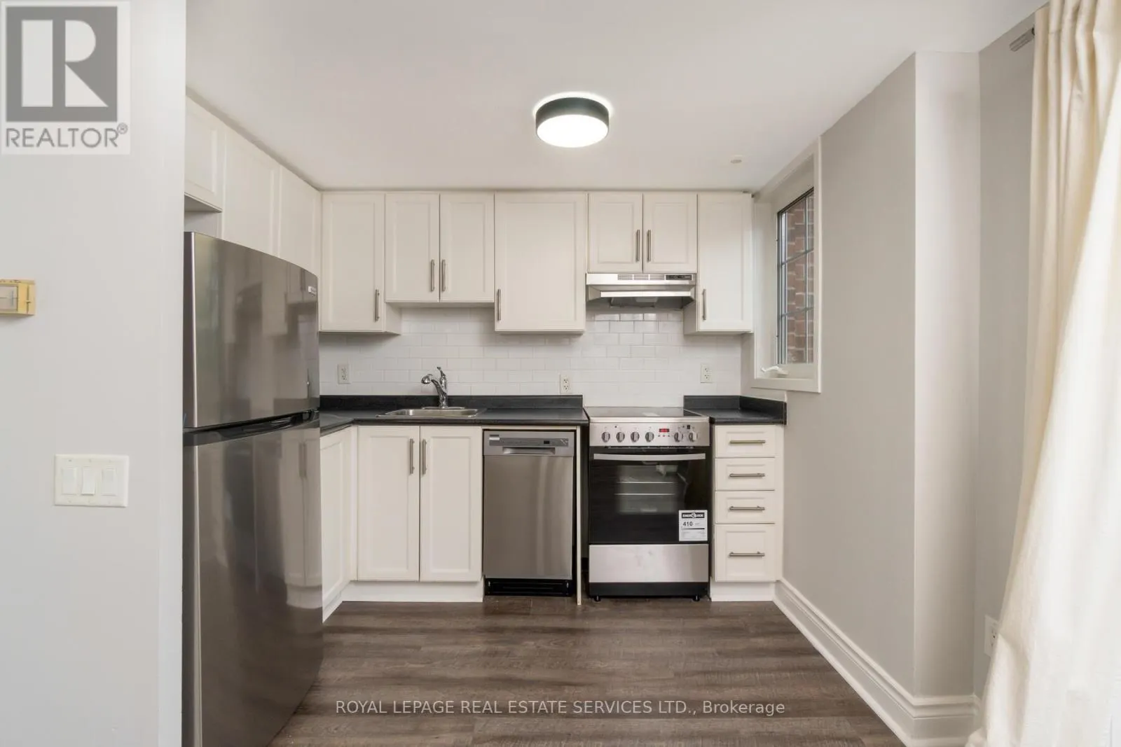 79 - 9 WINDERMERE AVENUE