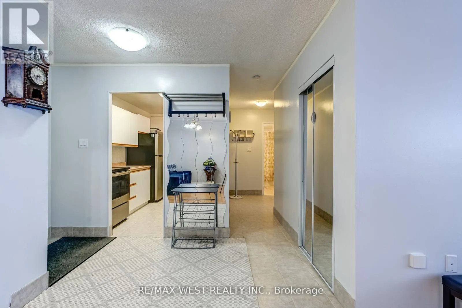 209 - 340 DIXON ROAD