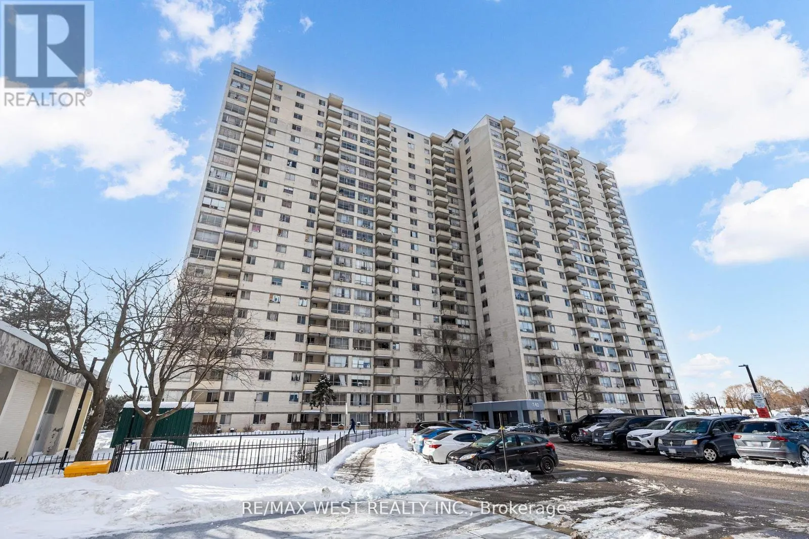 209 - 340 DIXON ROAD