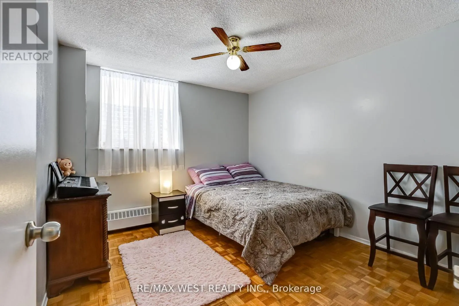 209 - 340 DIXON ROAD