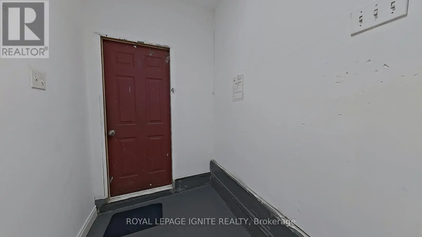 63 EASTBROOK WAY