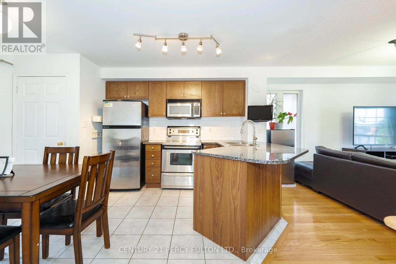 119 TORBARRIE ROAD