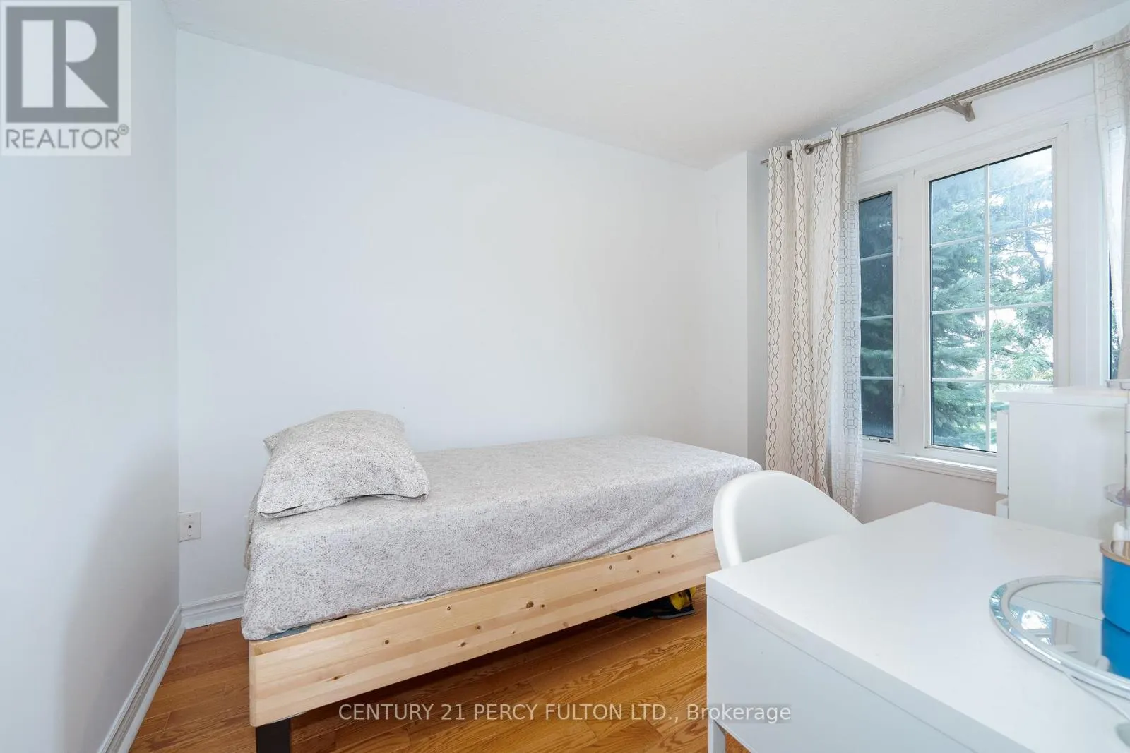 119 TORBARRIE ROAD