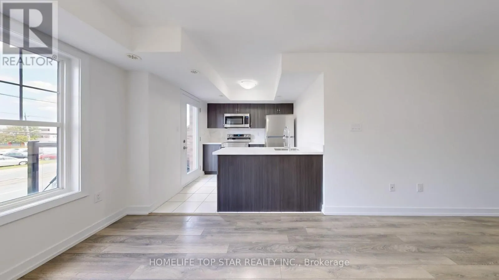 60 - 2315 SHEPPARD AVE WEST AVENUE