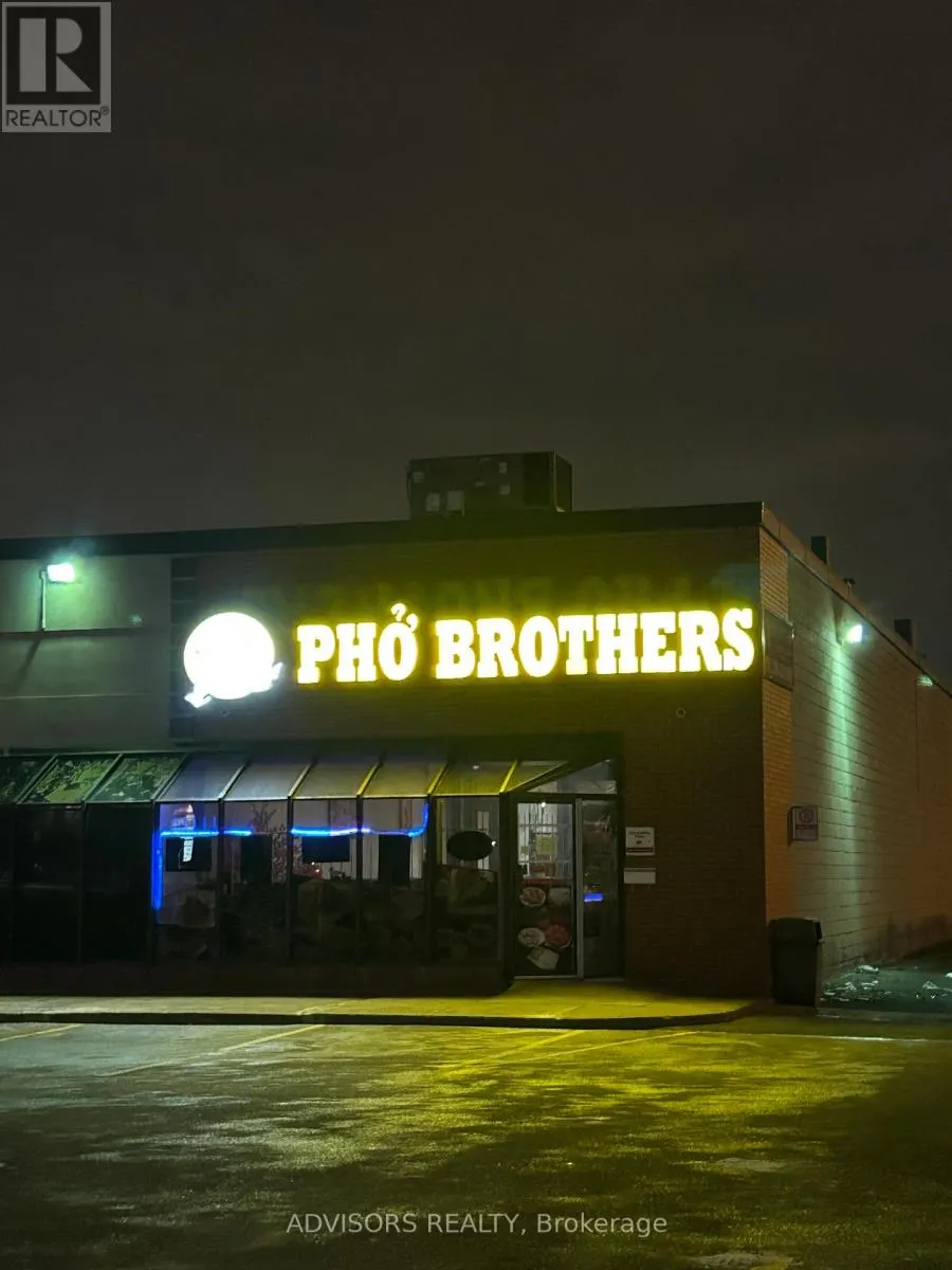 15 - 2555 DIXIE ROAD